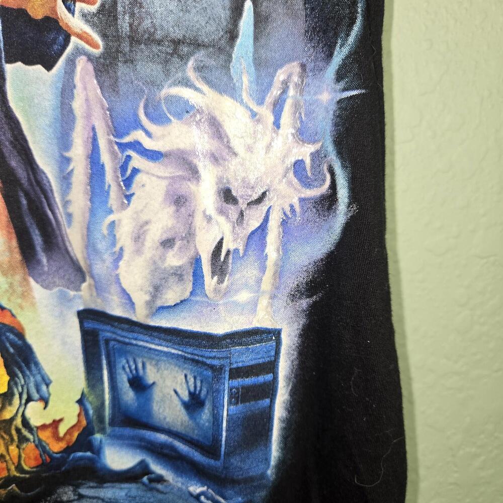 Halloween Horror Nights 2018 Black Xs T-Shirt Medium Poltergeist Michael Myers View 4